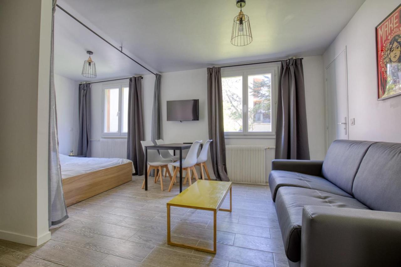 Appartamento Magnificent studio near the canal de l'Ourcq Parigi Esterno foto